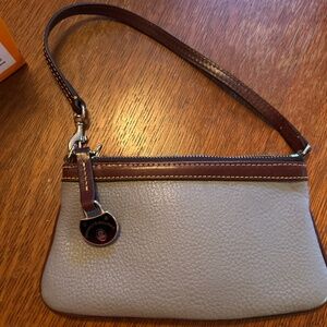 Dooney And Bourke Samba Wristlet